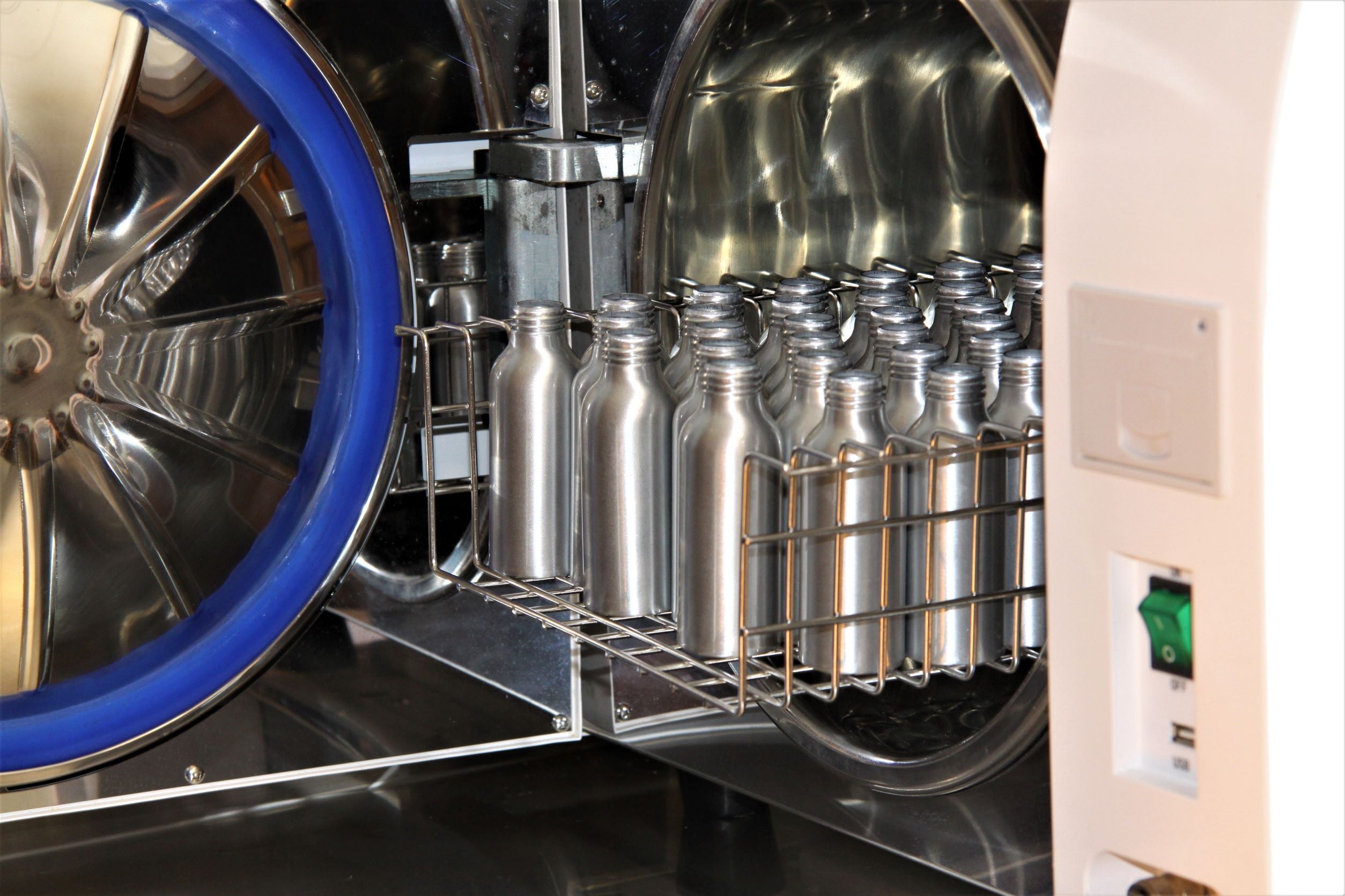 Hospital grade steriliser - AUTO CLAVE