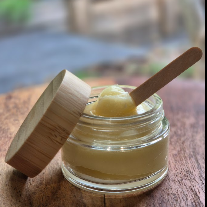 Insect balm 30ml open