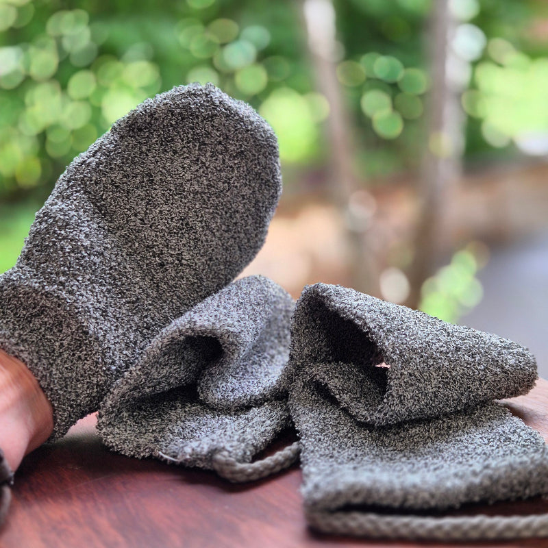 bamboo mit and back scrubber